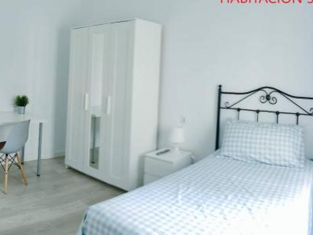 Habitación en alquiler en El Cristo y Buenavista, Oviedo