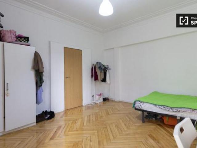 Habitación en alquiler en Medina-sidonia, Madrid