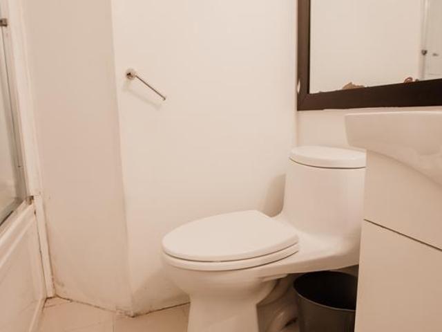 Room for rent in Vancouver, British Columbia