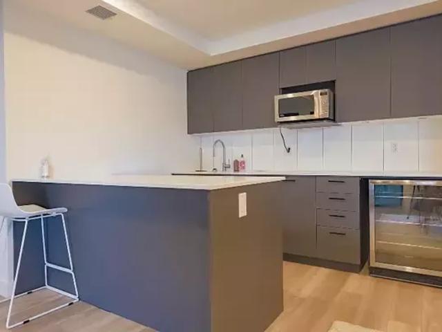 Room for rent in Vancouver, British Columbia
