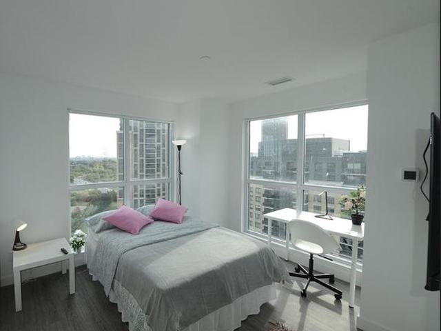 Room for rent in Toronto, Golden Horseshoe