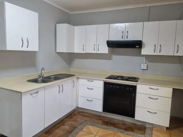 Apartment for rent in Queensburgh, Kwazulu-natal