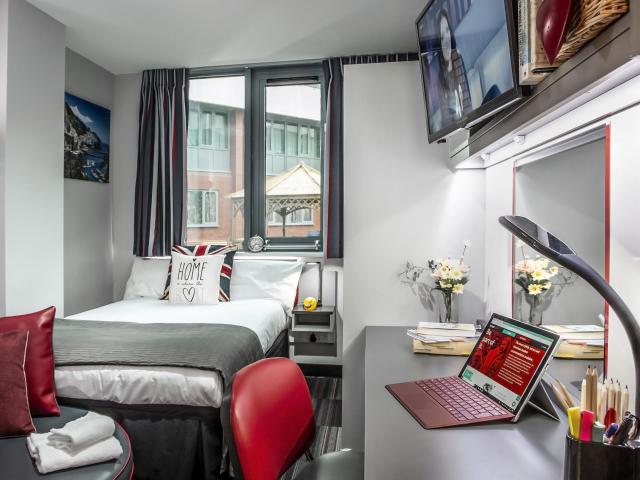 Room for rent in Elmfield, Leicestershire