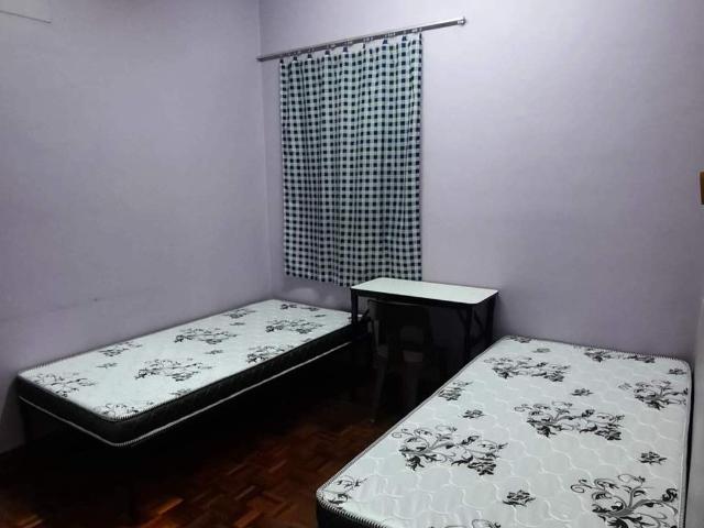 Room for rent in PJU 6, Petaling Jaya
