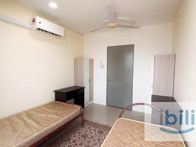 Room for rent in Seksyen 13, Shah Alam