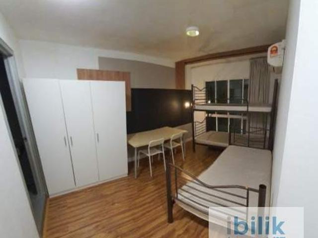 Room for rent in Petaling, Alam Impian