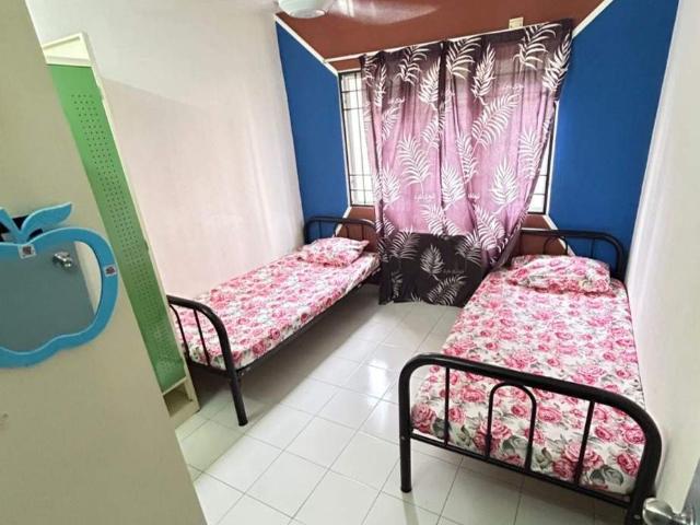 Room for rent in Petaling, Damansara Damai
