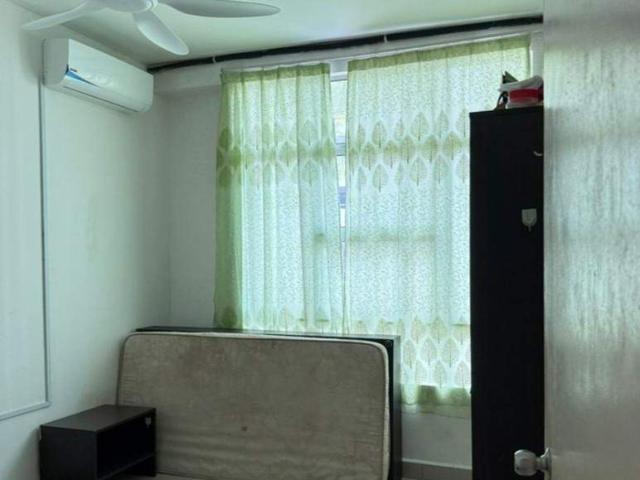 Room for rent in Tanjong Sepat, Selangor