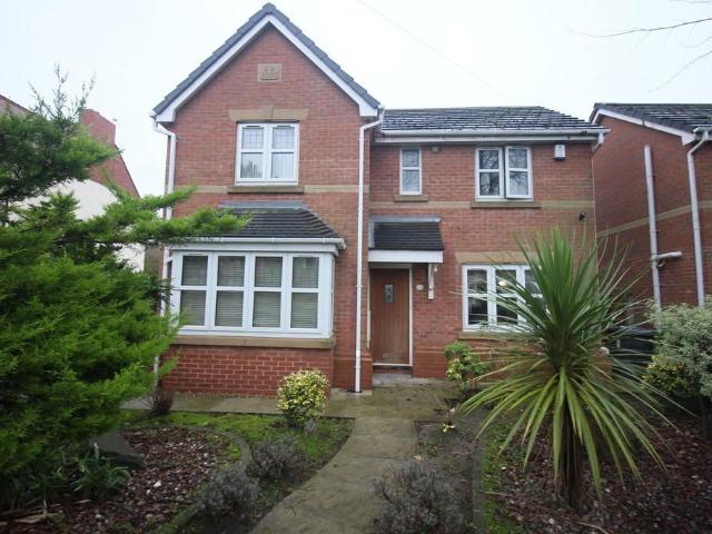 House for rent in Sharoe Green, Preston