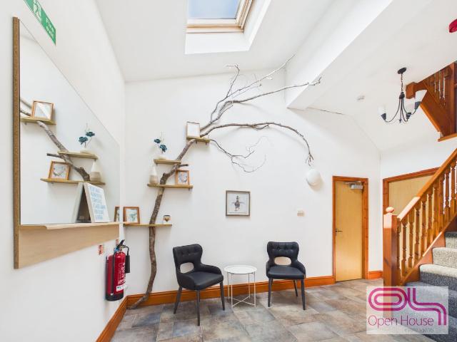 Room for rent in Higher Bartle, Lancashire