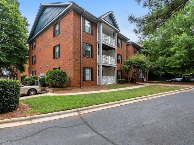 Apartment for rent in Mecklenburg, North Carolina