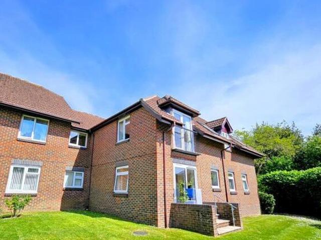 House for sale in Barton Stacey, Hampshire