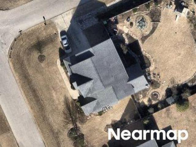 House for sale in Clayton