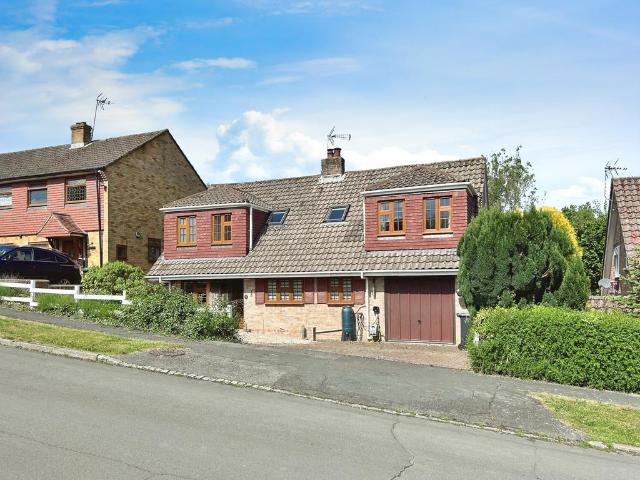 House for rent in West Hoathly, Perryfields