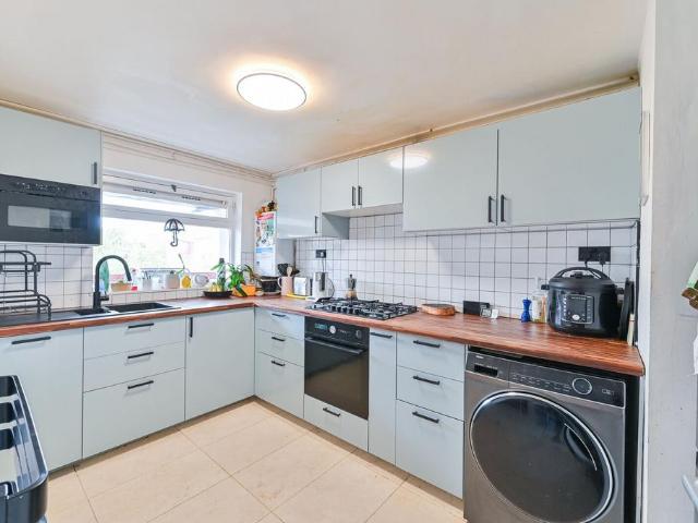 Apartment for rent in London Borough of Lewisham, Greater London