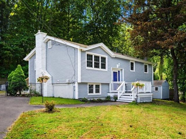 House for sale in Lowell, Middlesex County