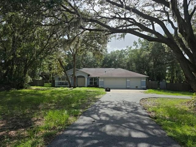 House for sale in Webster, Florida