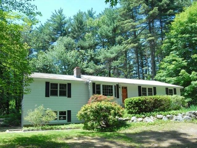 House for sale in Pepperell, Massachusetts