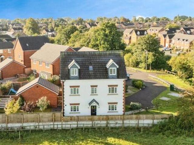 House for sale in Hammond Street