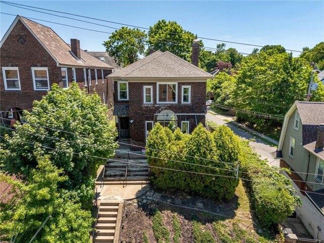 House for sale in Pittsburg, Pennsylvania