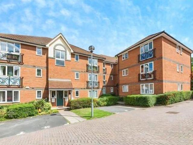 House for sale in Crowthorne