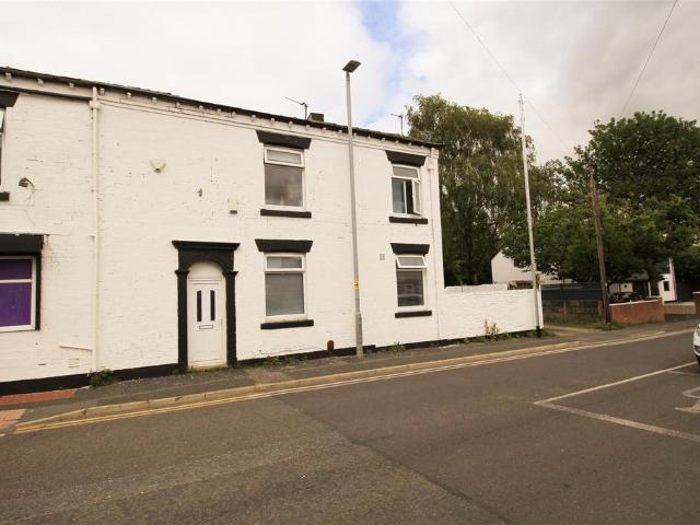House for rent in Shaw and Crompton, Pendock