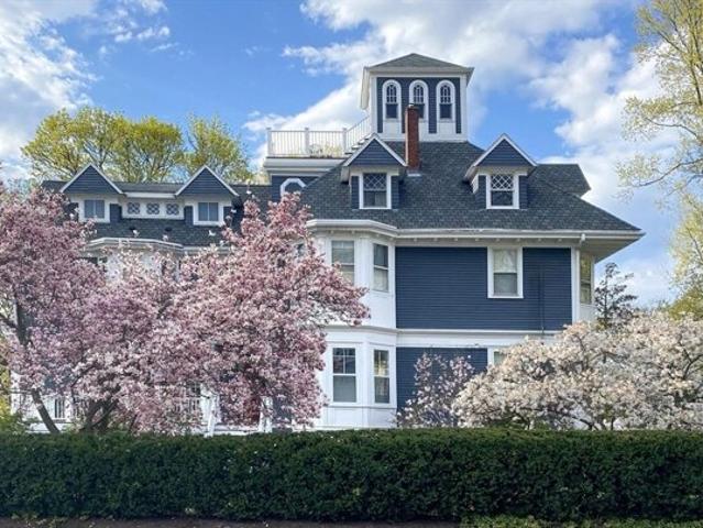 House for sale in Auburndale, Massachusetts