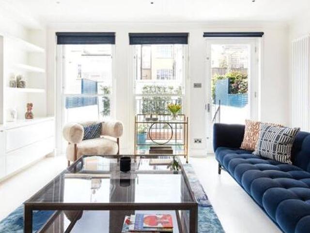 House for sale in Lyons, Greater London