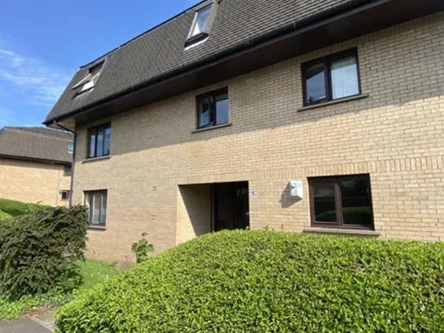 Apartment for rent in Shawmoss, Shawlands