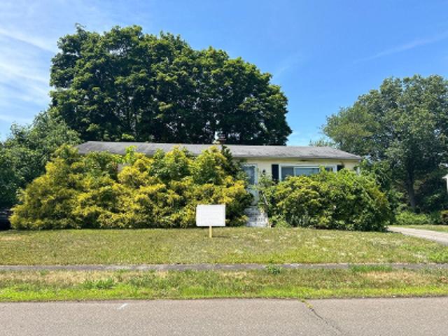 House for sale in North Haven, Connecticut