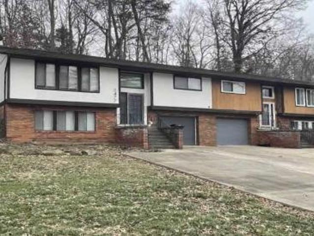 Condo for sale in Huntington Condo for sale in Huntington