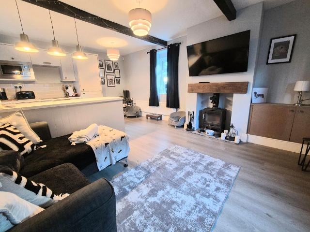 House for rent in Halifax, Calderdale