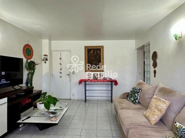 Apartamento venda em Região Geográfica Imediata do Distrito Federal, Região Integrada de Desenvolvimento do Distrito Federal e Entorno