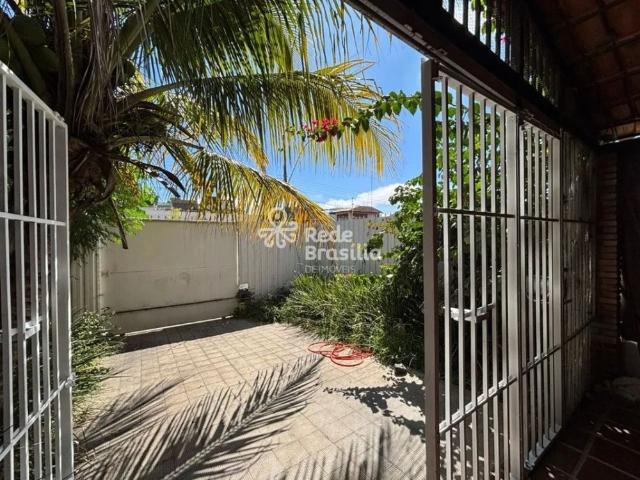 Casa aluguel em HCGN 715, Plano Piloto