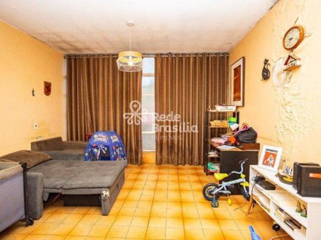 Casa venda em Região Geográfica Imediata do Distrito Federal, Região Integrada de Desenvolvimento do Distrito Federal e Entorno
