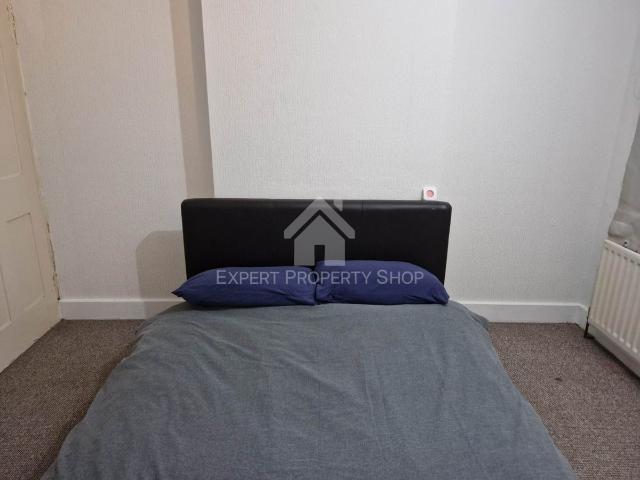 Room for rent in Midway, Kent