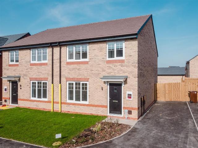 House for rent in Worsley Brow, St Helens