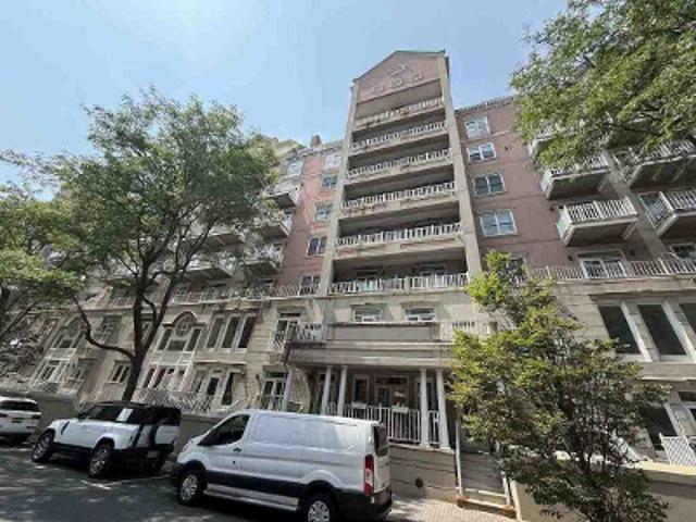 Condo for sale in Hudson, New Jersey