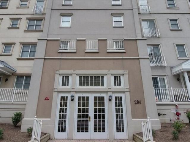 Condo for sale in Hudson, New Jersey