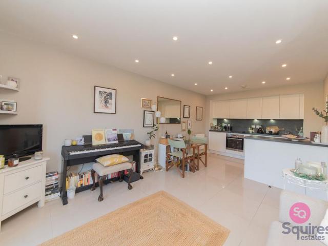Apartment for rent in London Borough of Barnet, Greater London