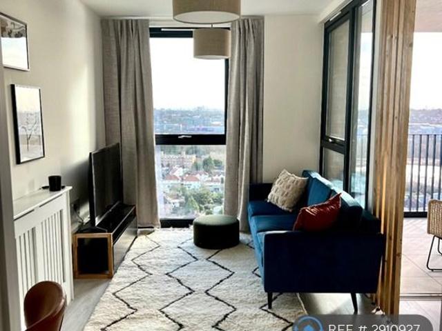 House for rent in West Hendon, The Hyde
