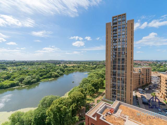 Apartment for rent in The Hyde, Greater London