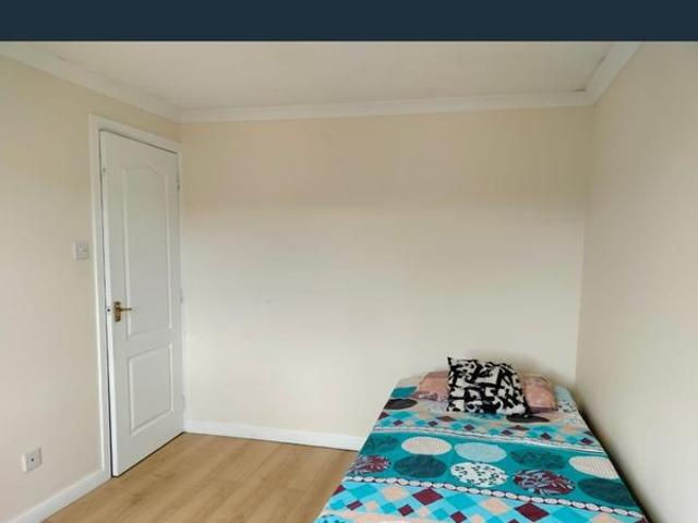 House for rent in Eliburn, Dedridge