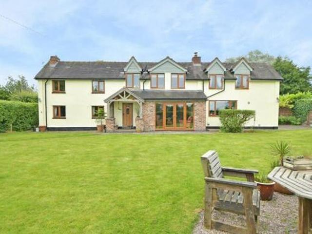 House for sale in Baswich, Staffordshire