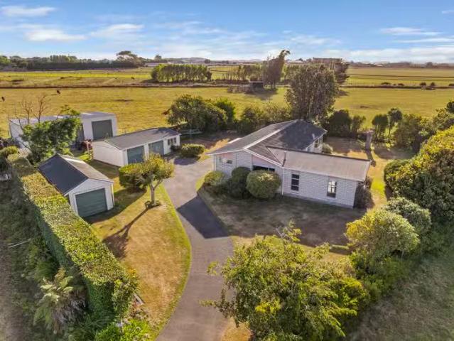 House for sale in Taranaki
