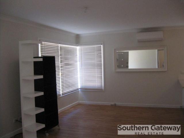 House for rent in Parmelia, Western Australia