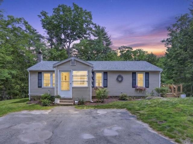 House for sale in New Hampshire