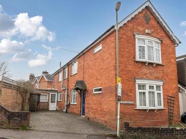 House for sale in Barton Stacey, Hampshire