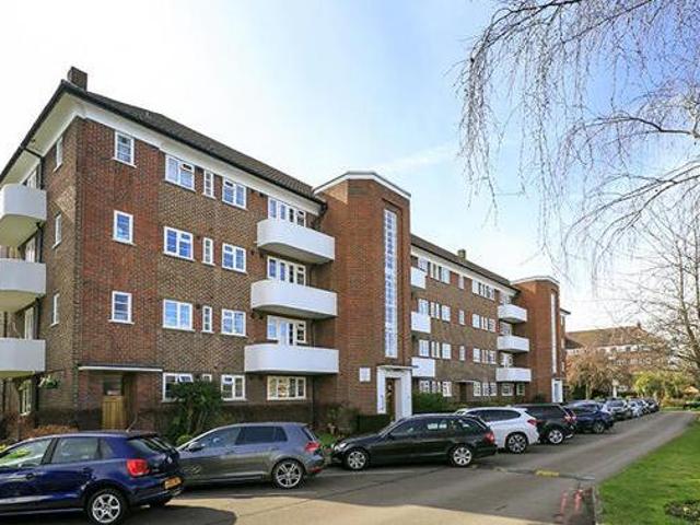 House for rent in Richmond Hill, Deepcut