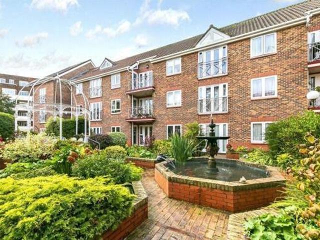 House for sale in Deepcut, Surrey